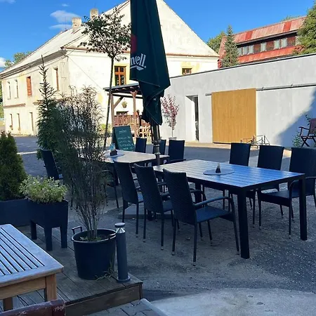 Kamp alanı Jaegerhaus K Myslivne 26 Libochovice